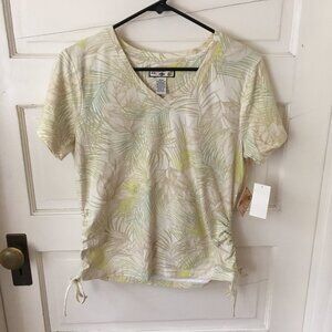 Caribbean Joe Womens Size M Cream Green Stretch Beachy Palm Classic Short Sleeve